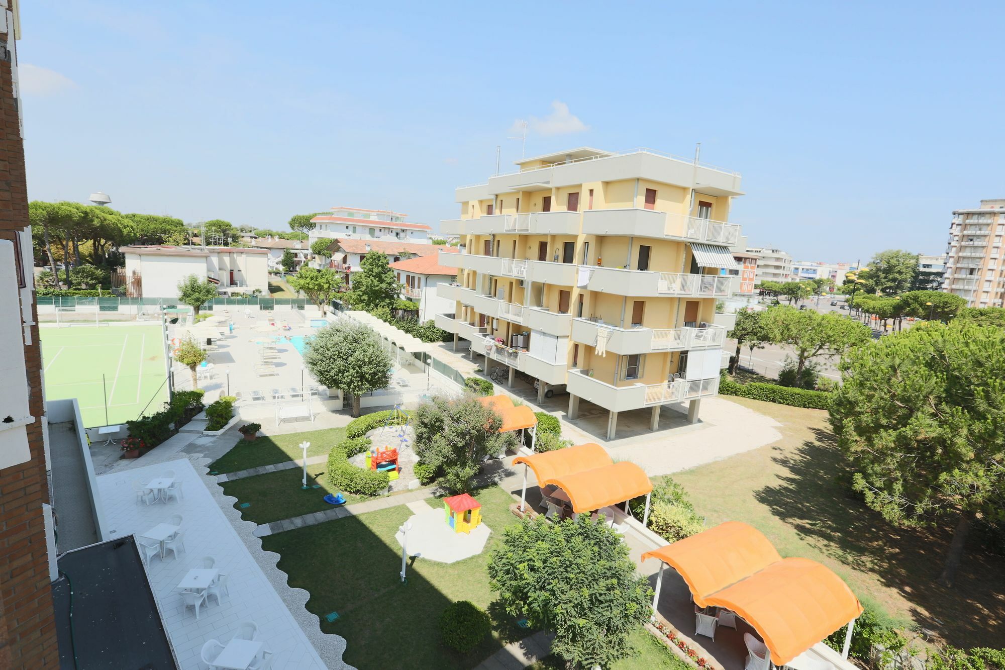 Hotel K2 Marina di Ravenna Ngoại thất bức ảnh